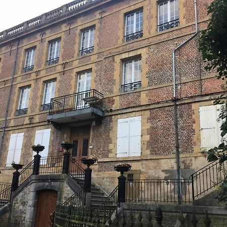 Chambre D'Hote Du Quai Rimbaud Шарлевиль-Мезьер Экстерьер фото